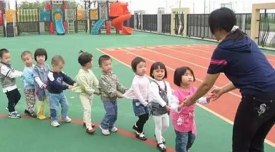小孩学新知识会哭_9个月小孩晚上哭不睡_9岁小孩梦哭是怎么回事