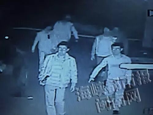 【新闻】水头打工女子死在泉州酒店浴缸;泉州17岁怀孕少女欲跳河;晋江7男破窗进仓库开走两部保时捷;男女疑车震忘拉手刹轿车冲入河-怀孕期