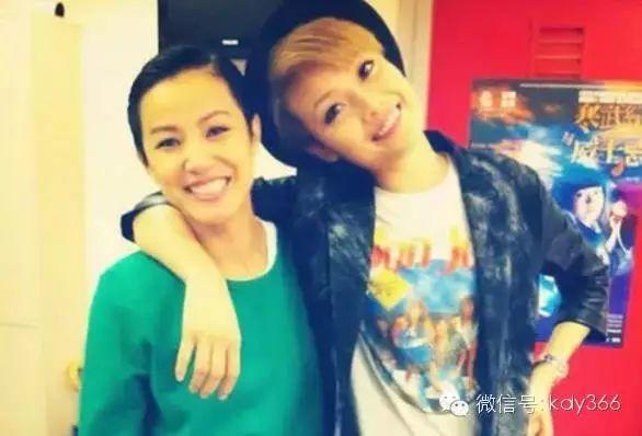 网曝容祖儿何诗韵同性恋 九年情史遭扒