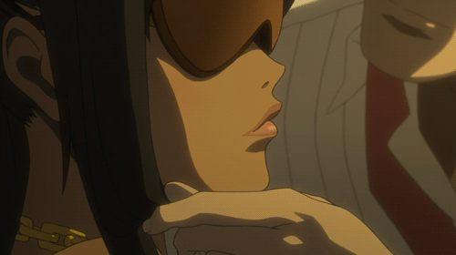 听觉和触觉感官就会被极大的放大 此时,你会有什么感觉? 恐惧!