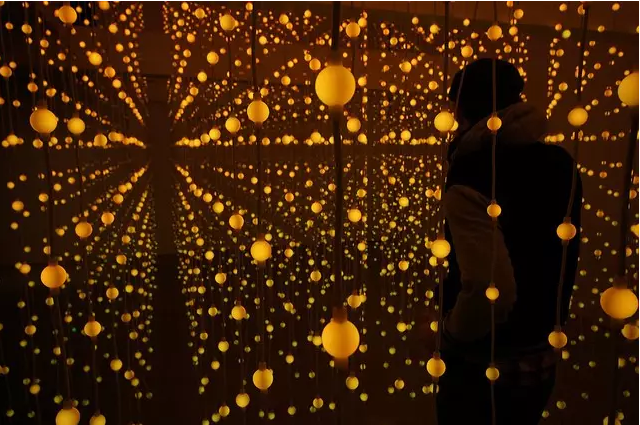 大数据与光艺术作品