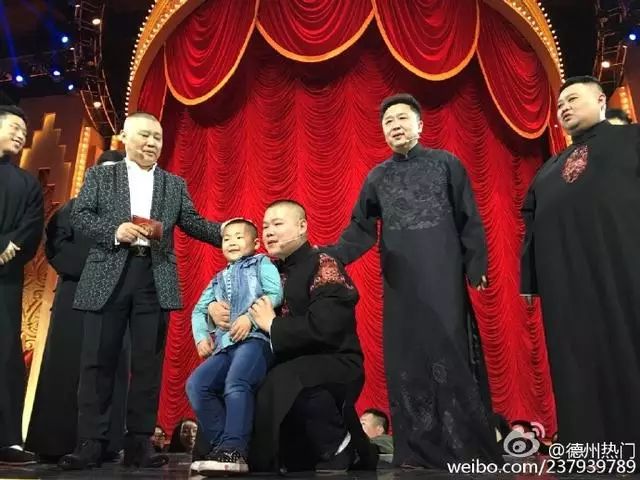 欢乐喜剧人第二季_欢乐喜剧人第3季潘长江跳舞歌曲_欢乐喜剧人第4季冠军赛