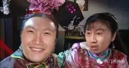嘿!李光洙!你孪生兄弟落食堂了!
