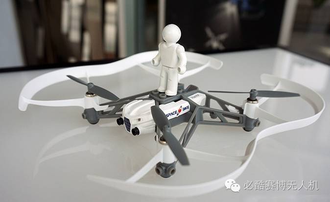 派諾特智能迷你運載無人機，設計屬于自己的飛行器