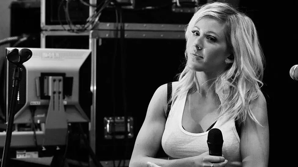 Ellie Goulding  正确地认识自身魅力,然后让人厌倦它