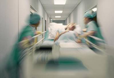 35岁产妇二胎顺产后死亡,监控显示大出血时值班护士竟然在……医生:不要太娇气!-怀孕期