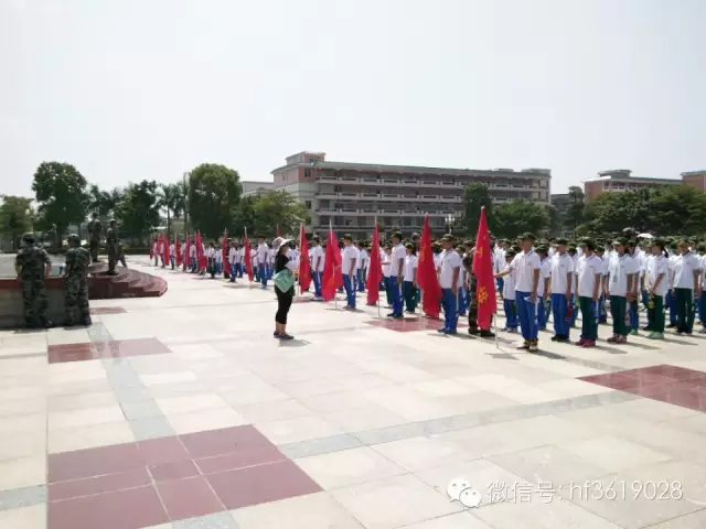 点击在新窗口中打开图片