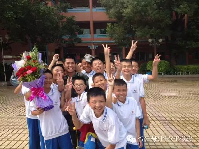 点击在新窗口中打开图片