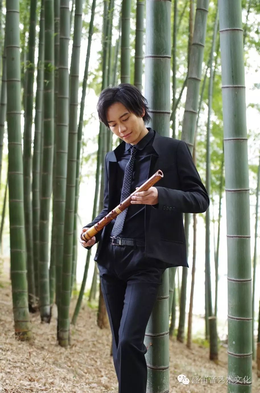 尺八演奏家:藤原道山