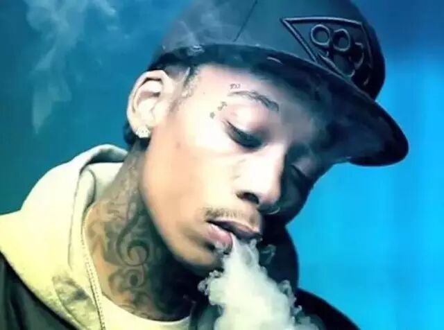 飞行员大帝Wiz Khalifa带你飞~