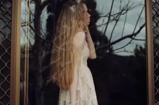 母亲再婚后我多了个可以谈心的姐姐,有天她哭着告诉我她怀孕了-怀孕期