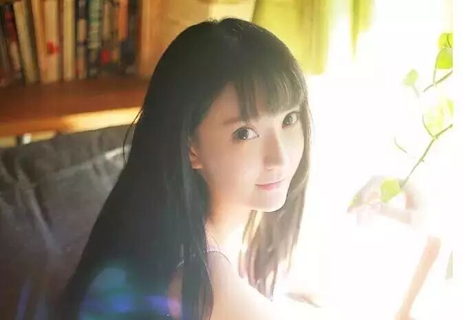 Angelababy张杰汤唯都想删除的旧照片!