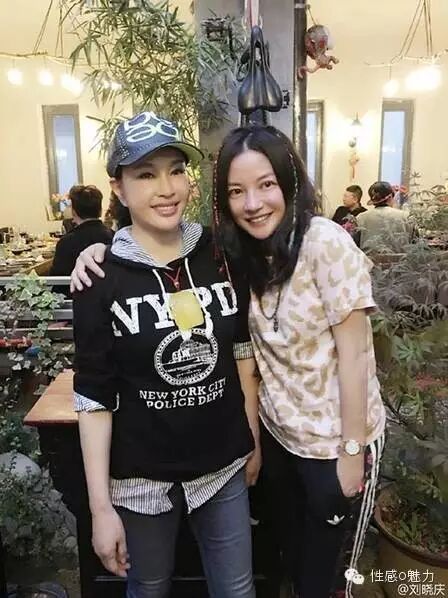 刘晓庆和赵薇,谁是姑娘谁是妈?