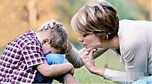 孩子犯错了，千万不要这样对待！实例告诉大家怎么教育孩子才会两全其美 第3张