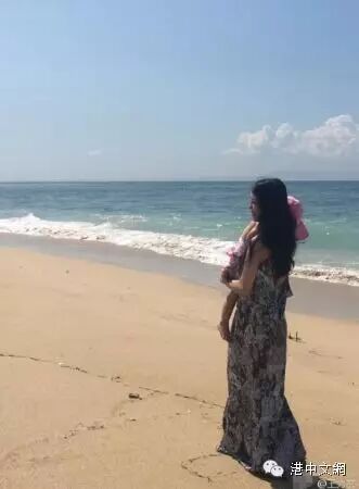 王力宏罕見曬妻女 李靚蕾肚裏揣個手裏還抱個