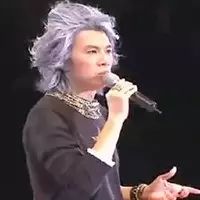 黄子华开演唱会, 仲搞笑过栋笃笑~