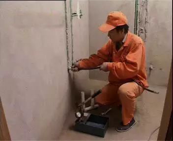 新房裝修廁所裝修步驟_家庭裝修施工步驟_家庭室內(nèi)裝修怎樣裝修省錢(qián) 可以走出裝修誤區(qū)