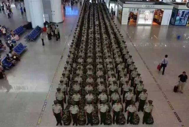 历史会记住今天！1000多万人见证暴雨中最真实的武汉！