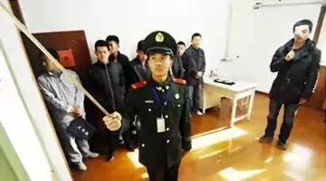 2015公务员考试在即，报考公务员对视力有什么要求？37 / 作者:桂林爱尔眼科eye / 帖子ID:113471