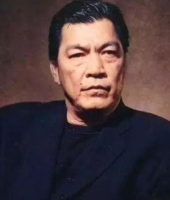 又一个巨星倒下了!成龙都哭啦!为治病倾家荡产,惊动了...