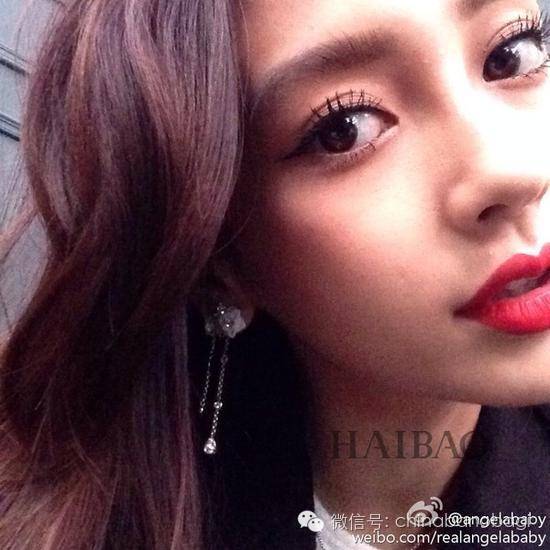 杨幂Angelababy 这些女明星自拍全靠这个小心机