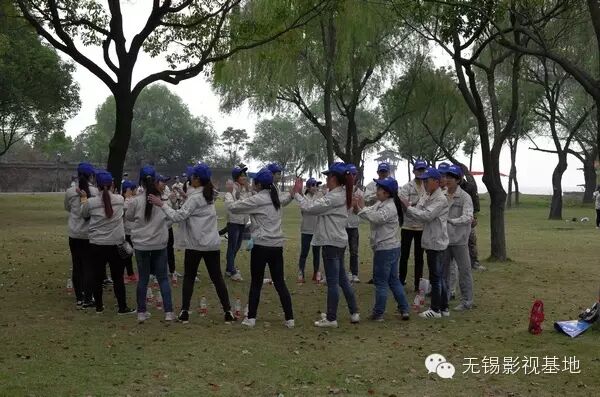 ������չ��ѵ