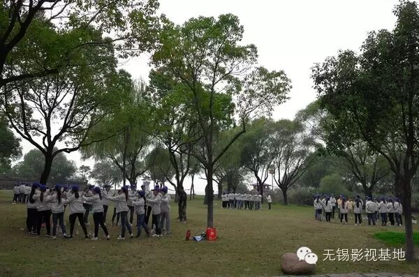 ������չ��ѵ