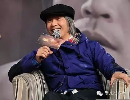 明星家教  谈起童年这件事,周星驰说至今仍旧很受伤,很...
