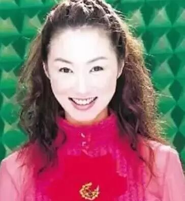 她曾比范冰冰还红,如今44岁没人娶,复出却只能跑龙套...