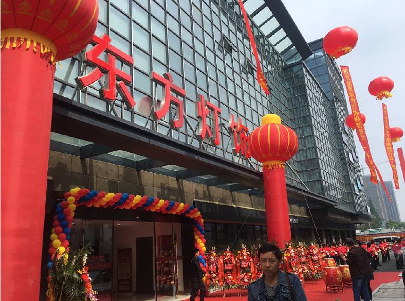 各商户该何去何从？| 杭州灯具市场的拆迁与升级，搬迁与改造