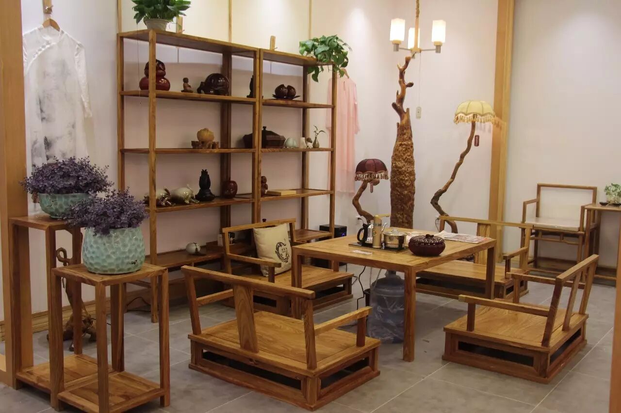 昨日，古镇人竟然都被华艺广场的这股茶香所征服......