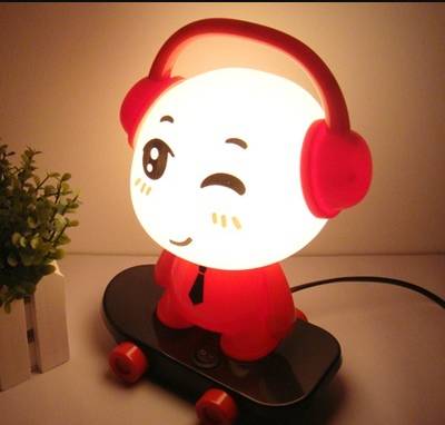 走马观灯 | 赶快为儿童房的墙壁添上一盏勤劳的小蜜蜂吧！