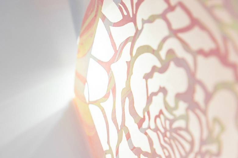 走马观灯 | 灯开即花开，以花为主题，纸材与灯光相互映耀