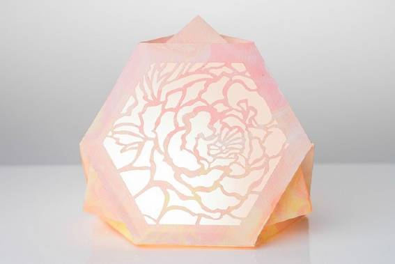 走马观灯 | 灯开即花开，以花为主题，纸材与灯光相互映耀