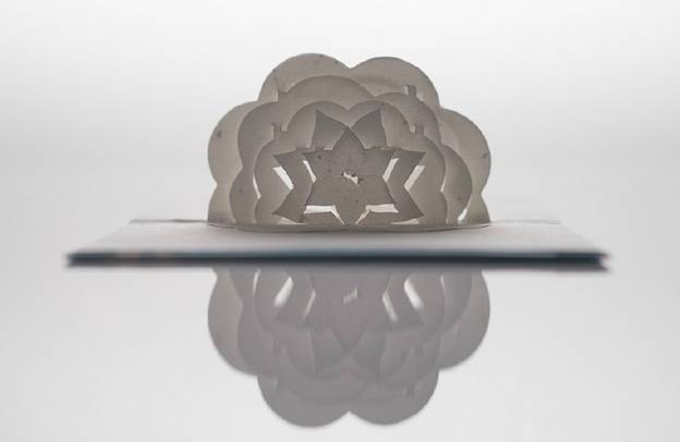 走马观灯 | 灯开即花开，以花为主题，纸材与灯光相互映耀