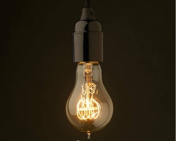 走马观灯 | “爱迪生灯泡”复刻版，谁说这不是最初的梦想呢？