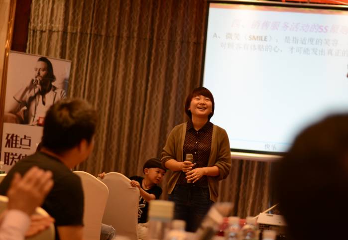 挑灯夜战夺冠，来日勇登天脊龙门 | 雅点商学院走进衢州