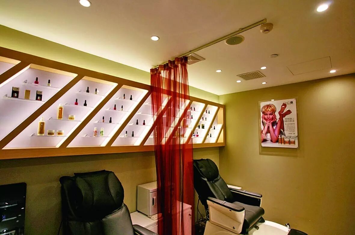 光之秀美 | 上海曼都美发中心因莹辉照明LED's PRO更温馨、恬美