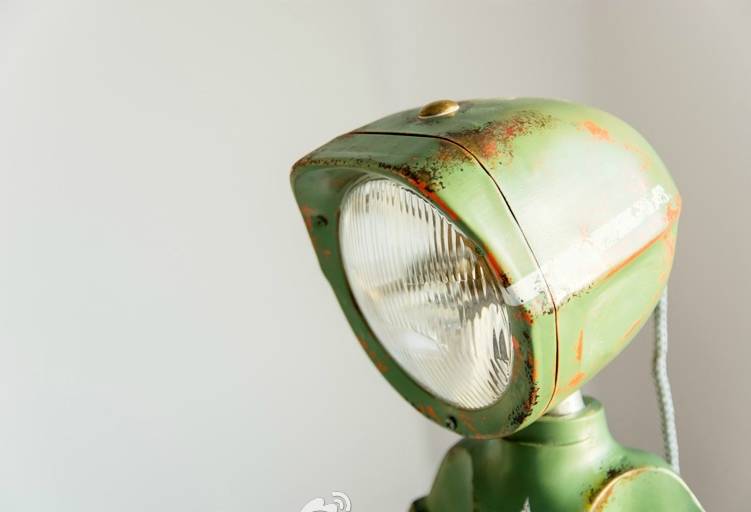 走马观灯 | 拖拉机头灯打造“英雄”台灯，你确定你的娃不想得到？