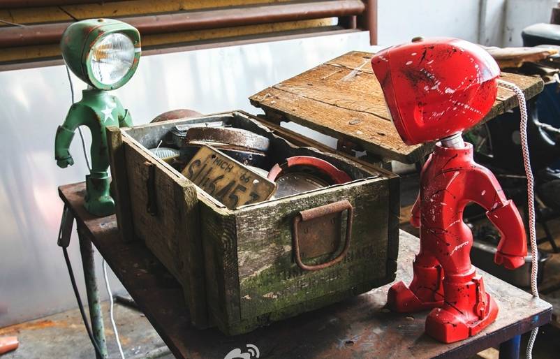 走马观灯 | 拖拉机头灯打造“英雄”台灯，你确定你的娃不想得到？