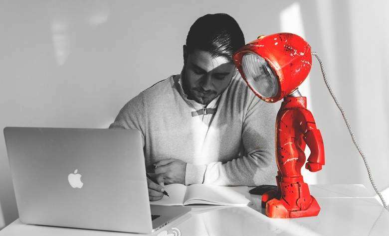 走马观灯 | 拖拉机头灯打造“英雄”台灯，你确定你的娃不想得到？