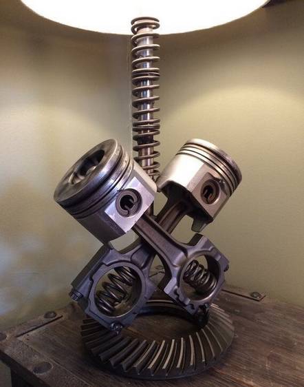 走马观灯 | 机械魅影，汽车发动机DIY台式灯！