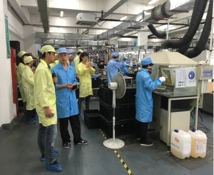 鸿雁上半年发生的几件大事，照明人一定要知道！