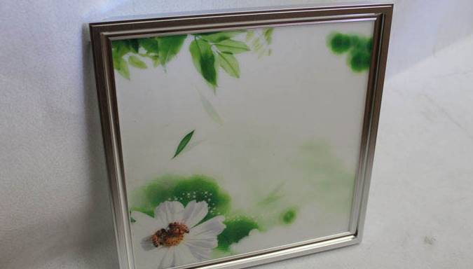 LED平板灯蛋糕之大，但你知道大咖企业为何如此重视它的市场吗？