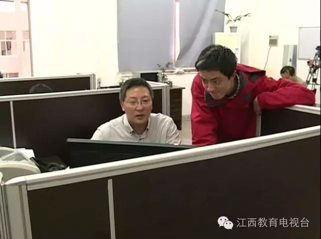 肖绚在研究中,将设计的算法与模式识别,机器学习领域的新观点新