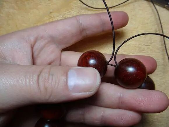 博昇玉道：最实用串珠子的方法和牢固打结法
