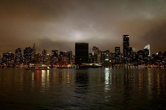 用60分钟的黑暗让世界看到光明