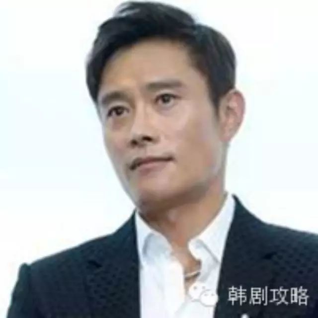 李秉宪因性丑闻遭猛批 被要求退出娱乐圈