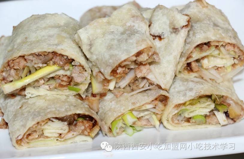 熏肉大饼技术培训 西安熏肉大饼的制作流程