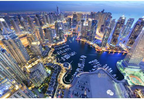 �ϰ�һ��Ů�����飬������